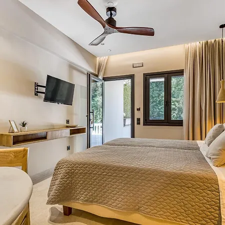 Almyra Apartments & Studios Agios Gordios  Exterior photo