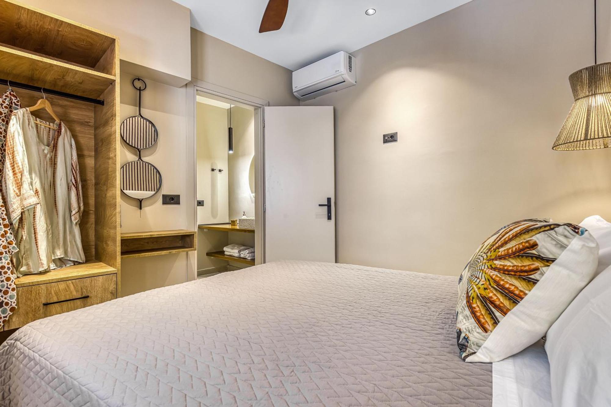 Aparthotel Almyra & Agios Gordios (Corfu)