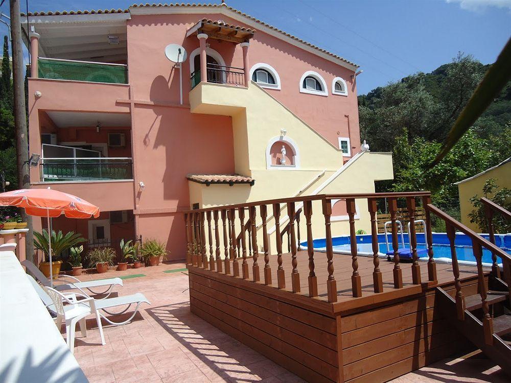 Almyra & Aparthotel 3*