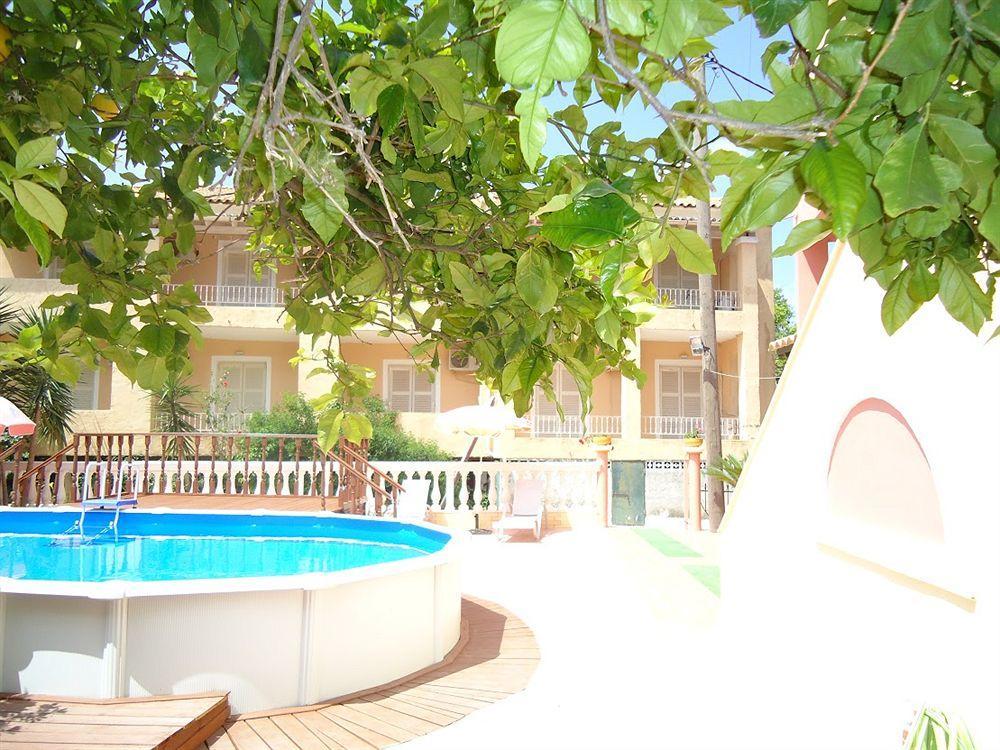 Almyra & Aparthotel Agios Gordios (Corfu)