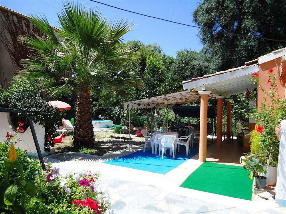 Almyra & Aparthotel 3*