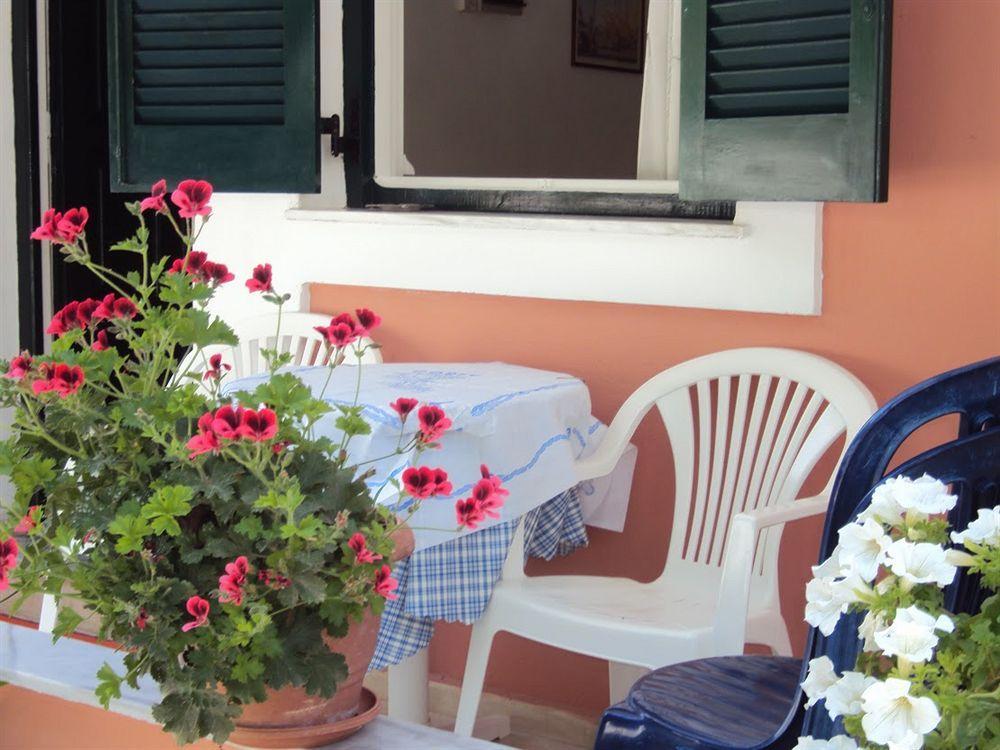 Almyra & Aparthotel 3*