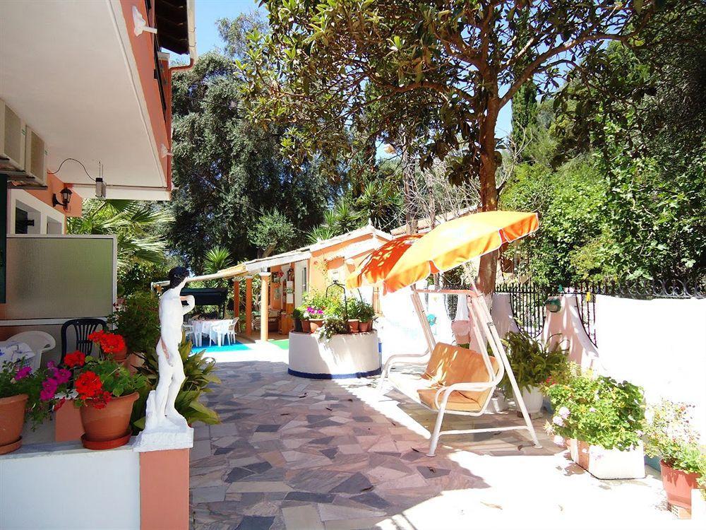 Almyra & Aparthotel Agios Gordios (Corfu)