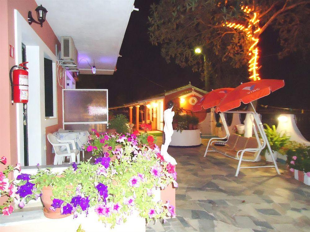 Almyra & Aparthotel