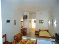 Aparthotel Almyra & Agios Gordios (Corfu)