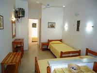 Aparthotel Almyra &