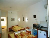 Almyra & Aparthotel